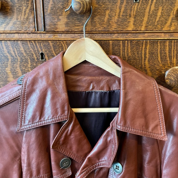 Vintage full length double breasted leather jacket - Picture 2 of 12
